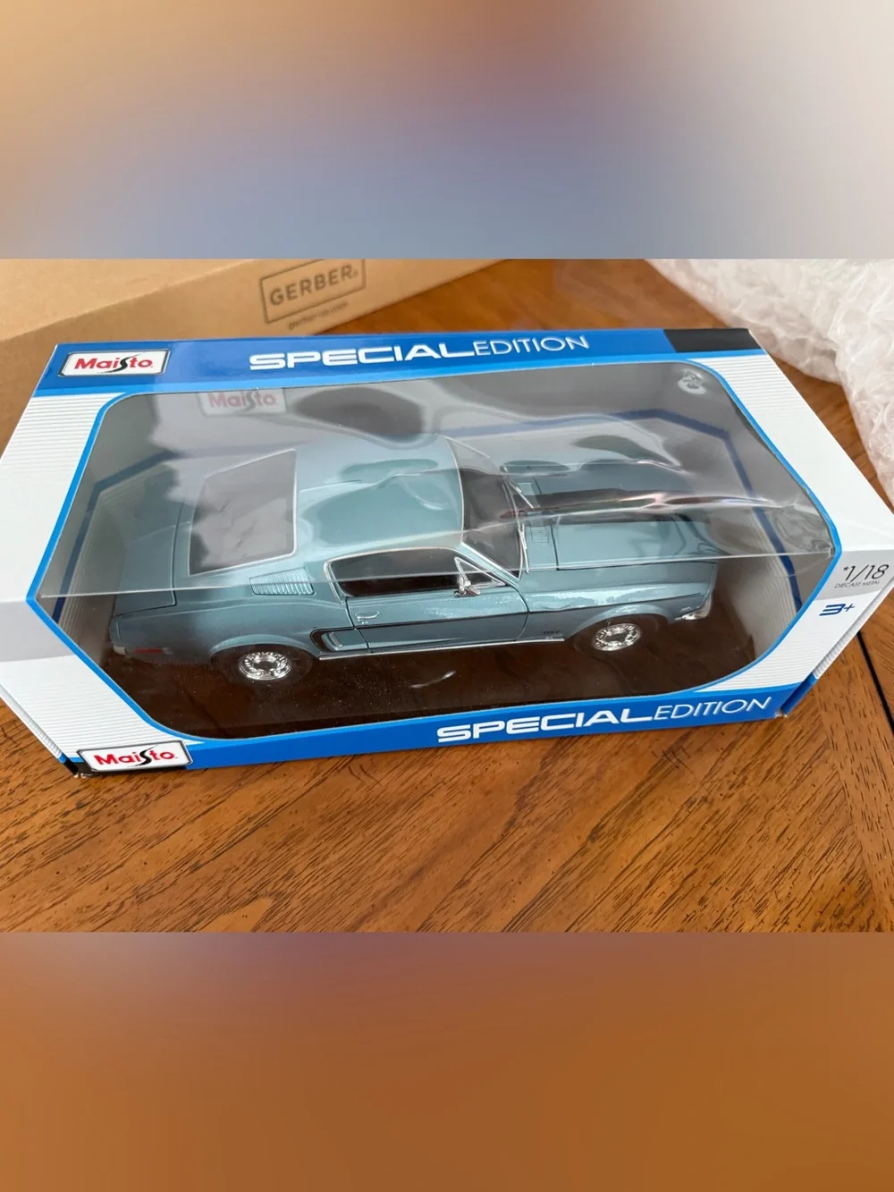 Maisto 1968 Ford Mustang GT Cobra Jet - Blue